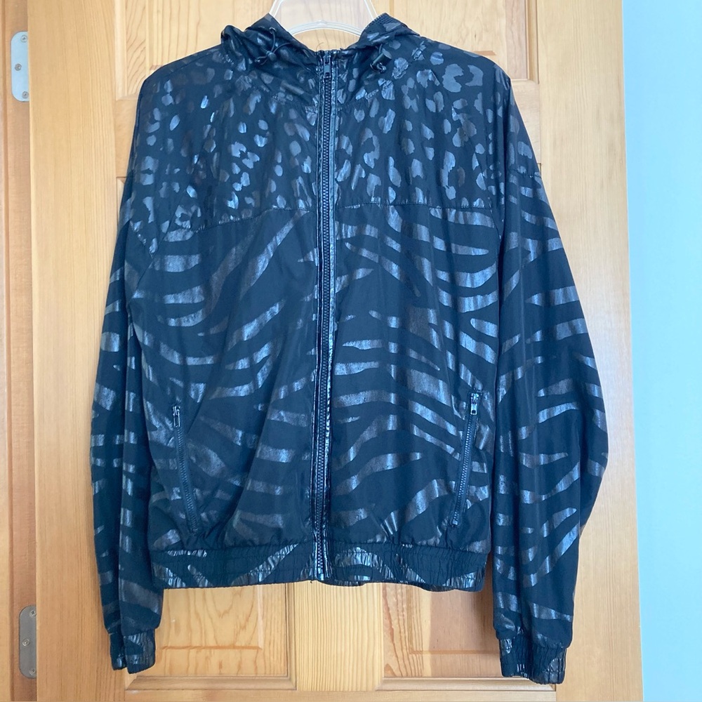 Forever 21 Windbreaker Animal Print Jacket with Hood, Black, Medium, NWOT